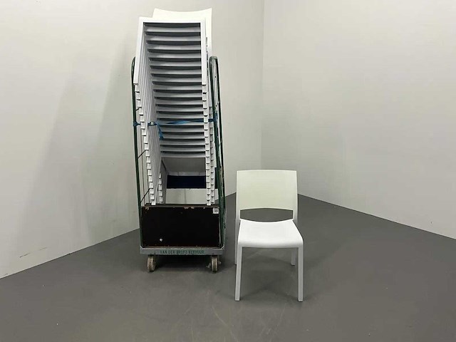 Resol - fiona by josep ilusca - transportkar met 20 stoelen - afbeelding 3 van  8