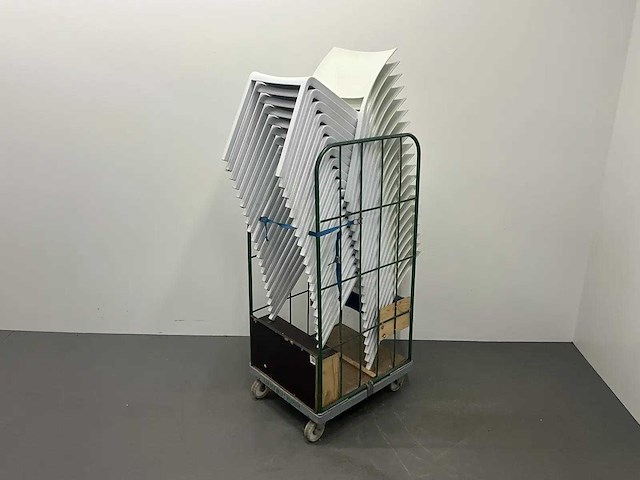 Resol - fiona by josep ilusca - transportkar met 20 stoelen - afbeelding 5 van  8