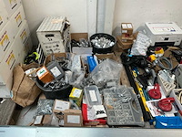 Rest partij installatiemateriaal - afbeelding 5 van  8