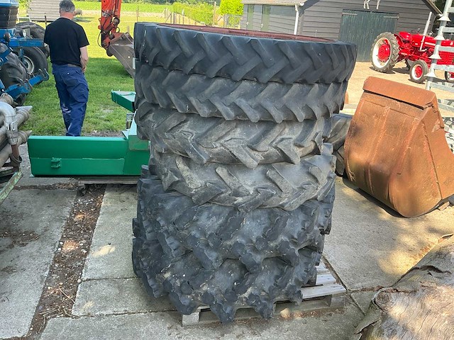 Rest partij tractor banden. - afbeelding 5 van  12
