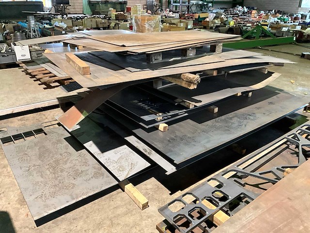 Rest plaat materiaal (c) - afbeelding 1 van  8