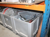 Restant elektrakabel in twee accu bakken. inclusief bakken - afbeelding 1 van  3