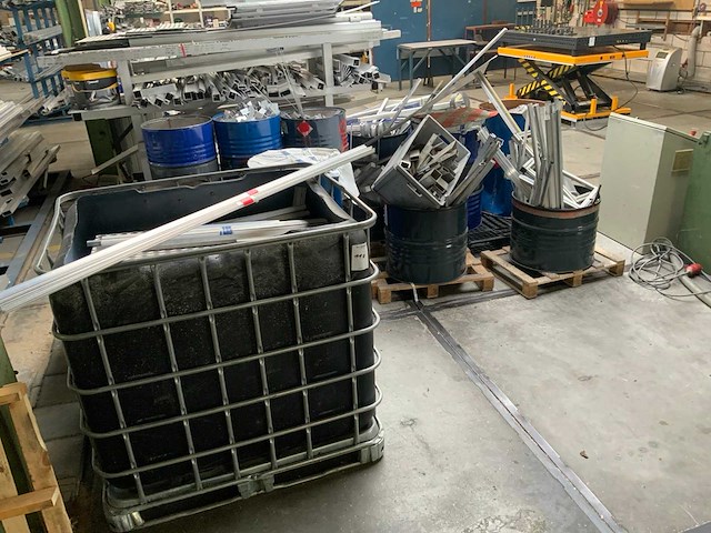 Restanten aluminium profielen - afbeelding 3 van  10