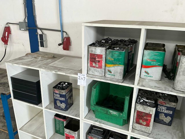 Restanten en mallen - afbeelding 4 van  9