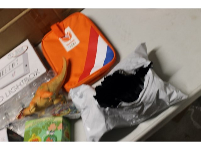 Restanten mix doos d ruim 17 stuks - afbeelding 7 van  7