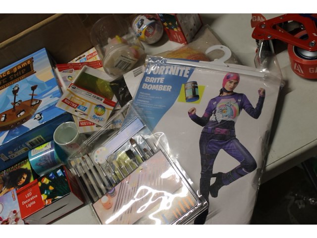 Restanten mix doos h ruim 18 stuks - afbeelding 7 van  7