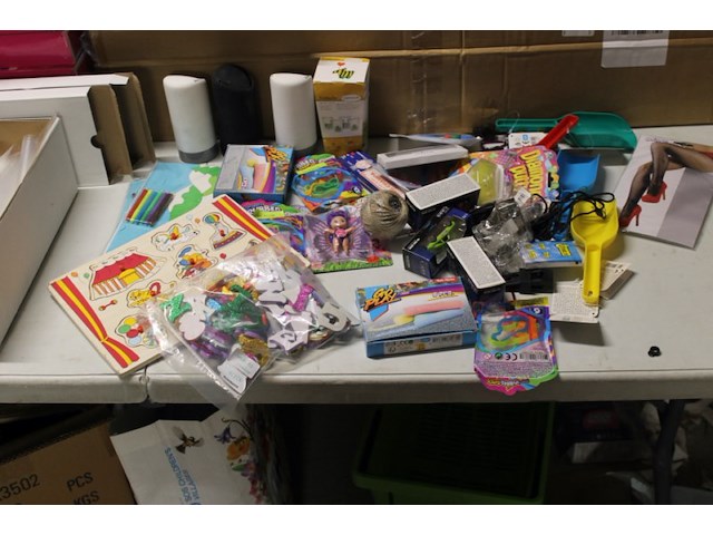 Restanten mix doos k ruim 30 stuks - afbeelding 2 van  7