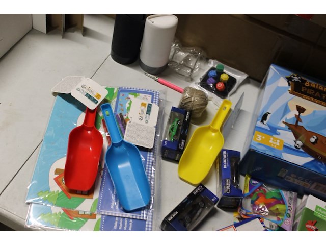 Restanten mix doos m ruim 20 stuks - afbeelding 6 van  7