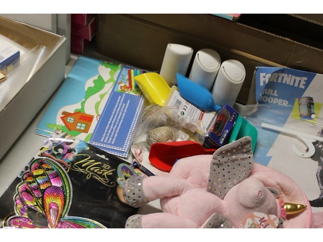 Restanten mix doos q ruim 18 stuks - afbeelding 3 van  7