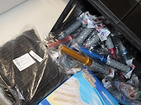 Restanten mix doos s ruim 18 stuks - afbeelding 6 van  7