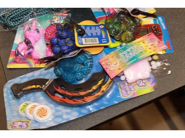 Restapeeloed 12 stusk in ds 015 - afbeelding 3 van  7