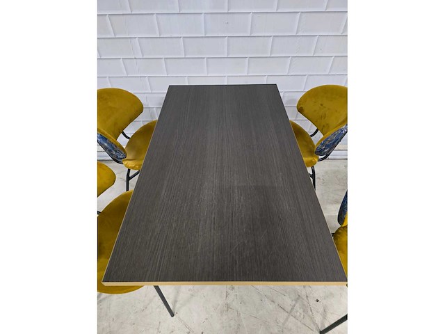 Restaurant meubel set bestaande uit 1 tafel en 4 stoelen - afbeelding 7 van  8