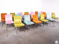 Restaurant set rainbow 19 stoelen en 4 tafels - afbeelding 8 van  8