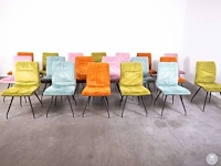 Restaurant set rainbow 19 stoelen en 4 tafels - afbeelding 3 van  8