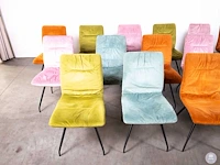 Restaurant set rainbow 19 stoelen en 4 tafels - afbeelding 4 van  8