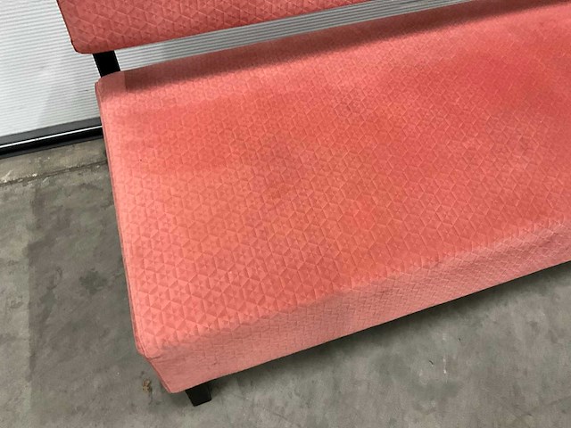 Restaurantbank - afbeelding 4 van  7