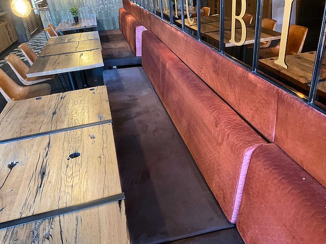 Restaurantbank - afbeelding 1 van  5