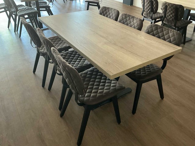 Restauranttafel 10 x met 46 stoelen - afbeelding 13 van  16