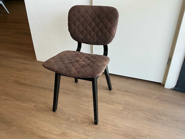 Restauranttafel 10 x met 46 stoelen - afbeelding 1 van  5