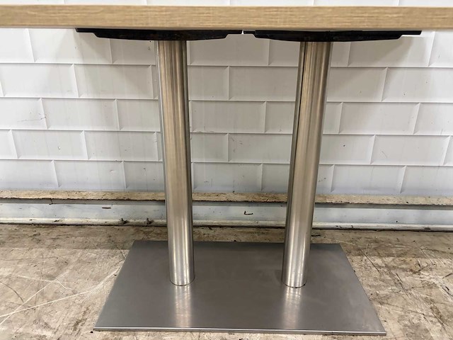 Restauranttafel (3x) met rvs voet - afbeelding 4 van  5