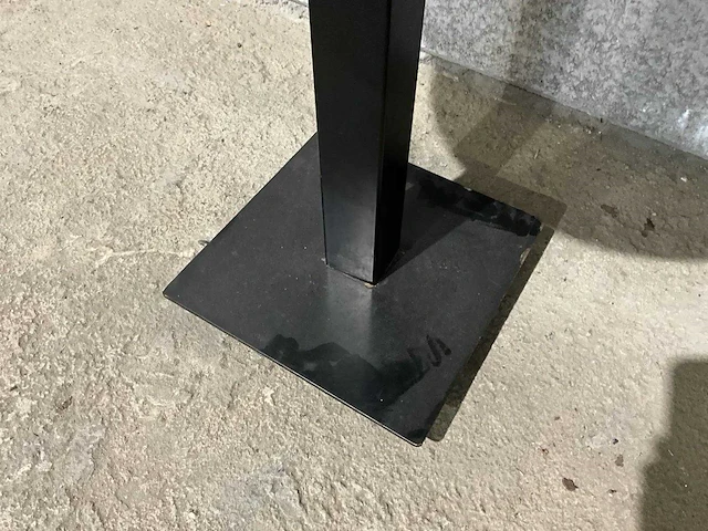 Restauranttafel ø 67 cm - afbeelding 3 van  3