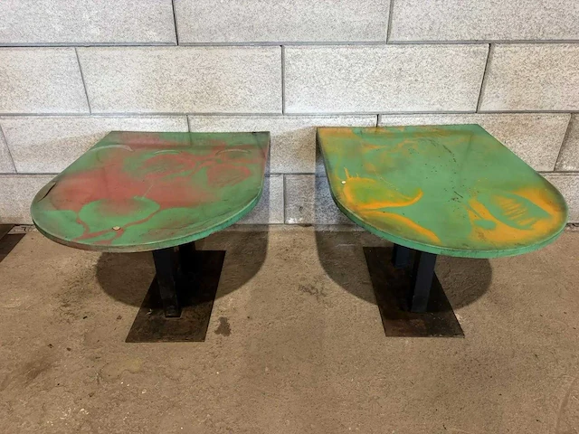 Restauranttafel "graffiti" (2x) - afbeelding 1 van  7