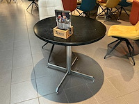 Restauranttafel met chroom onderstel (6x) - afbeelding 1 van  3