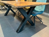 Restauranttafel met metalen onderstel - afbeelding 3 van  3