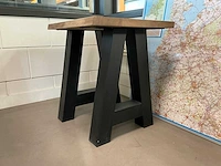Restauranttafel met stalen onderstel - afbeelding 4 van  4