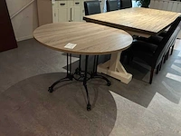 Restauranttafel met stoelen - afbeelding 6 van  7