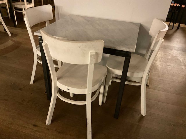 Restauranttafels en -stoelen - afbeelding 3 van  18