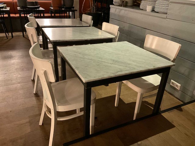 Restauranttafels en -stoelen - afbeelding 10 van  18