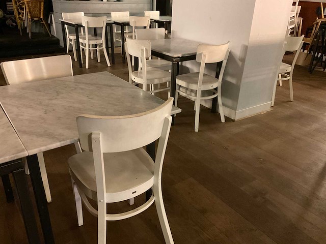 Restauranttafels en -stoelen - afbeelding 11 van  18