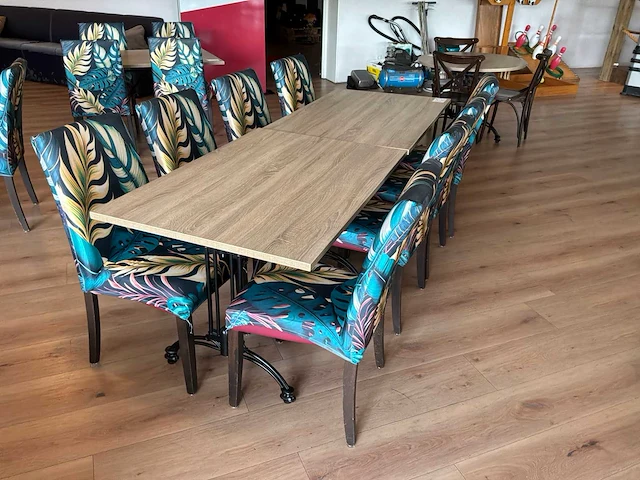 Restauranttafels met stoelen - afbeelding 9 van  10