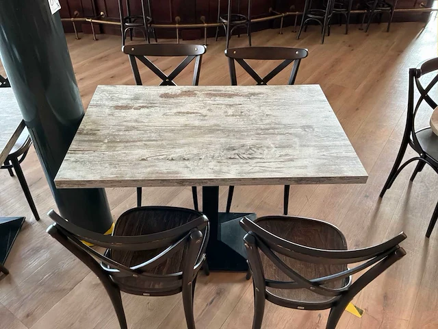 Restauranttafels met stoelen - afbeelding 3 van  12