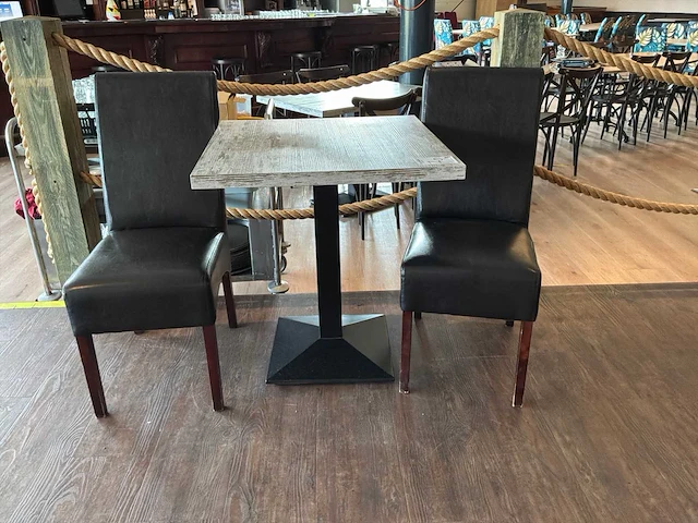 Restauranttafels met stoelen - afbeelding 4 van  6