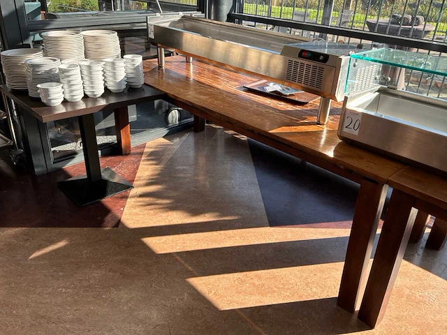 Restauranttafels met stoelen - afbeelding 7 van  15