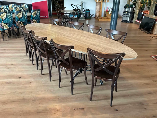 Restauranttafels met stoelen - afbeelding 10 van  12