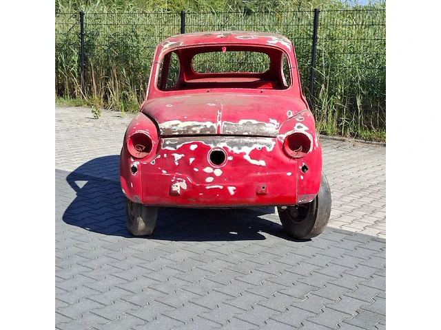 Restauratieproject, fiat, 600d, 1966, met kamikaze deuren - afbeelding 12 van  26