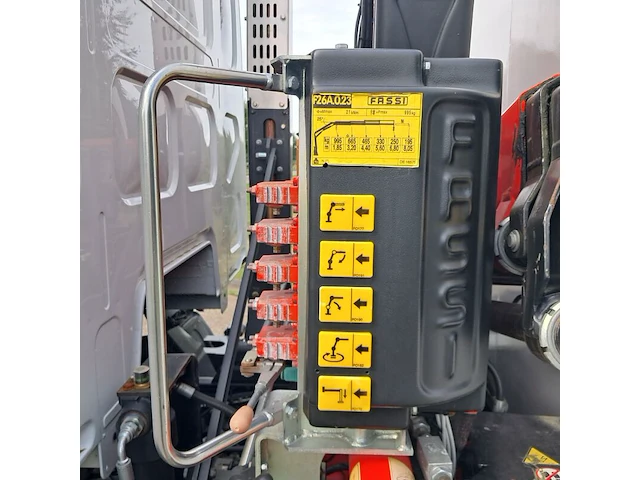 Resteelwagen, renault, d 220 euro 6, 2019, met fassi f26a.0.023 autolaadkraan - afbeelding 9 van  90