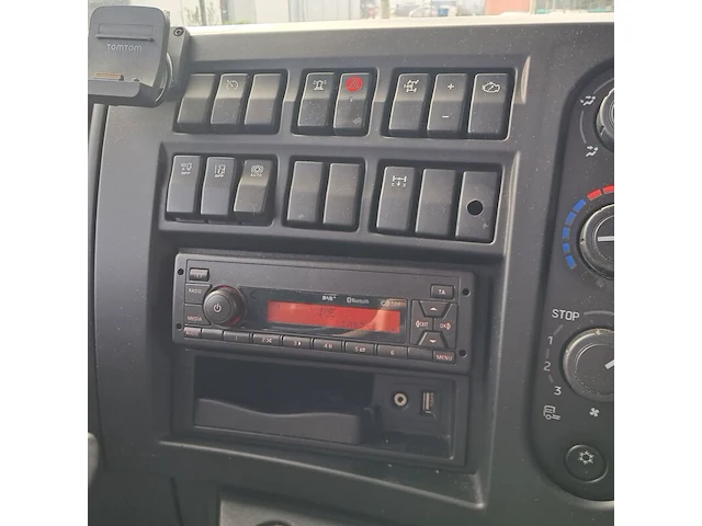Resteelwagen, renault, d 220 euro 6, 2019, met fassi f26a.0.023 autolaadkraan - afbeelding 66 van  90