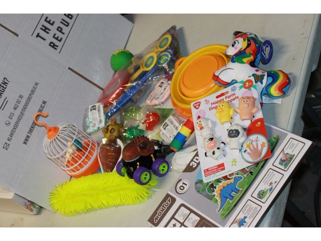 Restpartij div goederen ruim 16 stuks mix doos 5 l001 - afbeelding 2 van  7