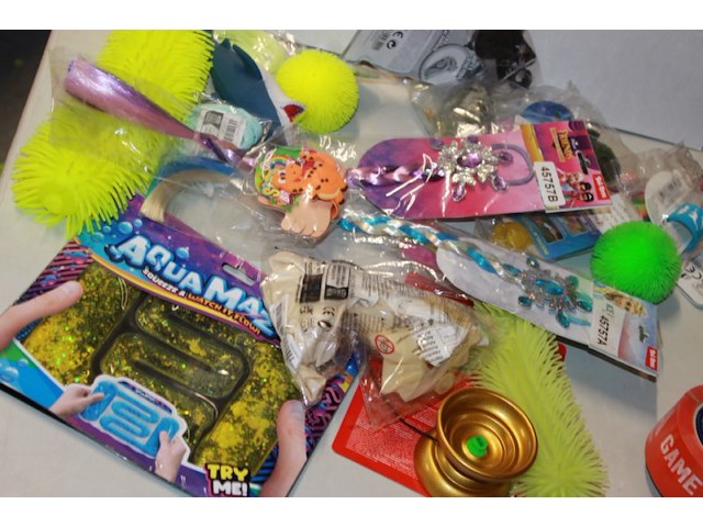 Restpartij div goederen ruim 24 stuks mix doos 3 l001 - afbeelding 5 van  7