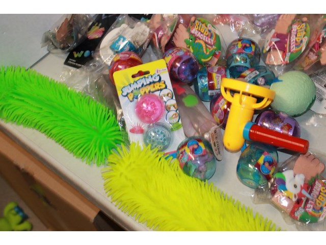 Restpartij div goederen ruim 45 stuks mix doos 1 l001 - afbeelding 6 van  7