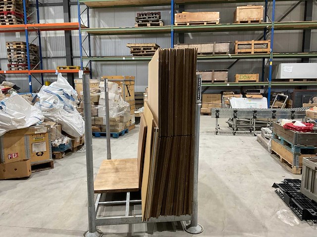 Restpartij karton - afbeelding 2 van  2