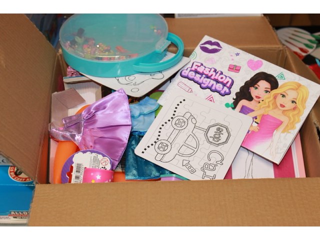 Restpartij speelgoed doos c - afbeelding 3 van  3