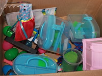 Restpartij speelgoed doos d - afbeelding 2 van  7