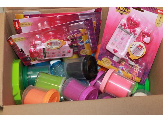 Restpartij speelgoed doos d - afbeelding 3 van  5