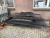 Restpartij spijlhek en spijlhekpoorten - afbeelding 1 van  4