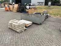 Restpartij stenen en tegels - afbeelding 1 van  12